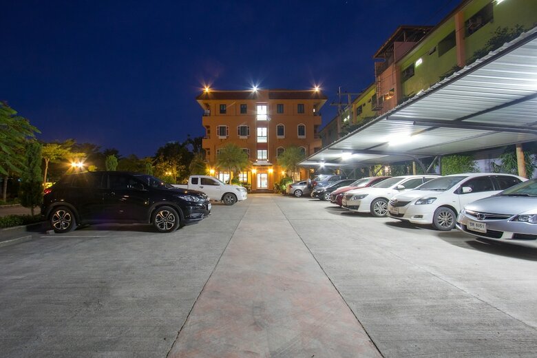 I-home Residence And Hotel