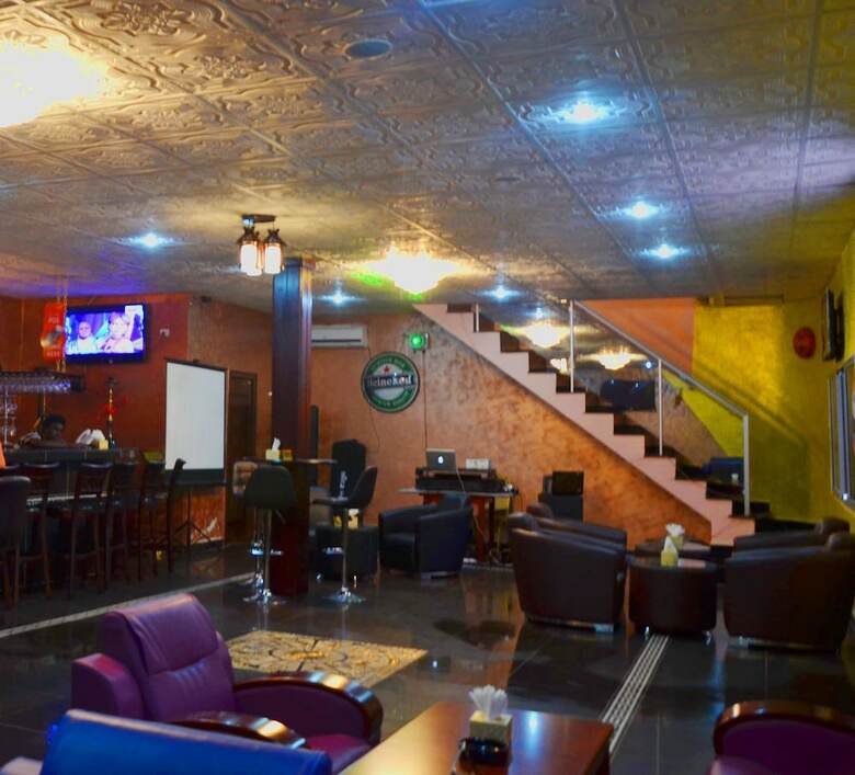 Hotel Executive Inn