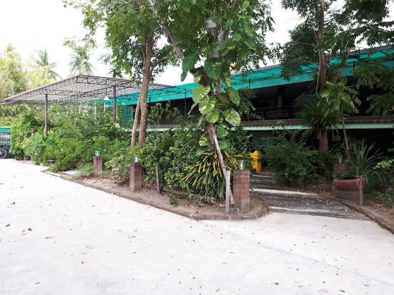 Hotel Bankitsada Homestay