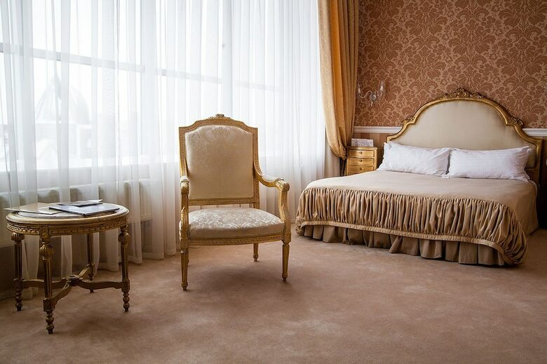 Hotel Lybid Plaza