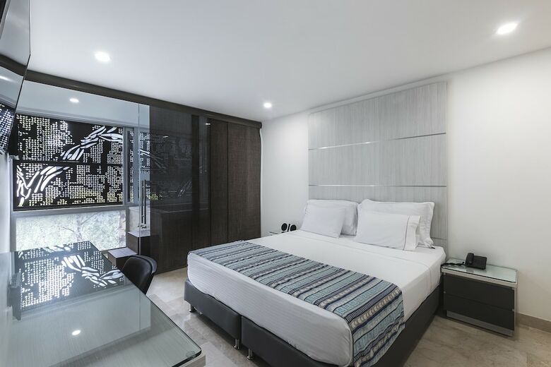 Hotel Madeiro