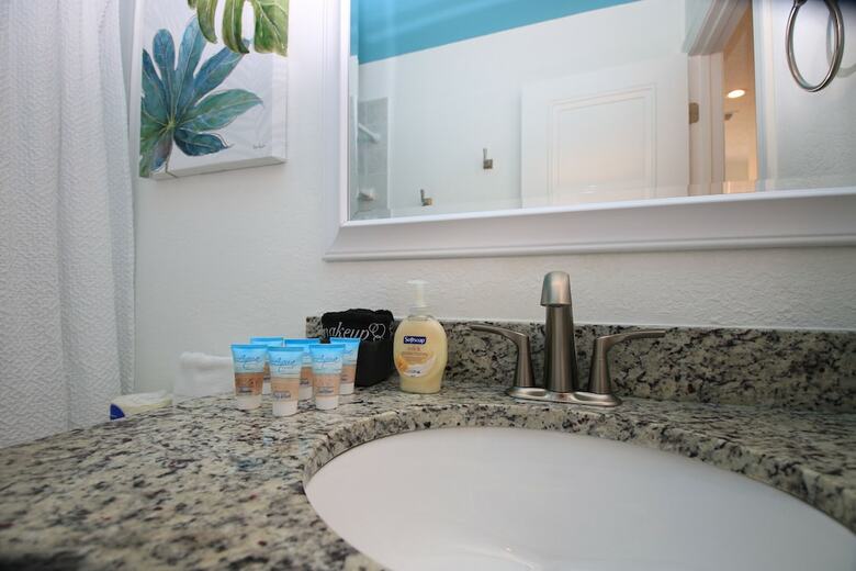 Absolute Anna Maria- 2 Bedroom Condo