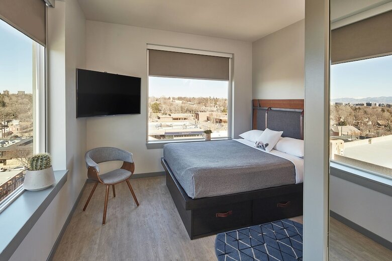 Hotel Moxy By Marriott Denver Cherry Creek