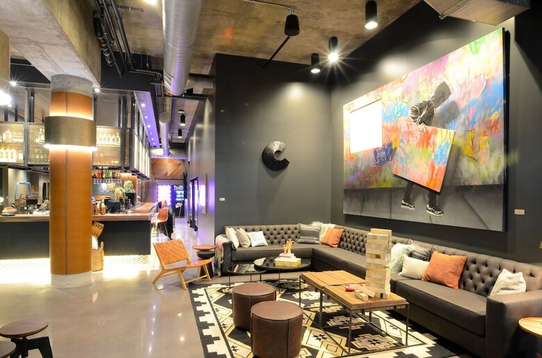 Hotel Moxy By Marriott Denver Cherry Creek