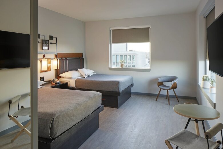 Hotel Moxy By Marriott Denver Cherry Creek