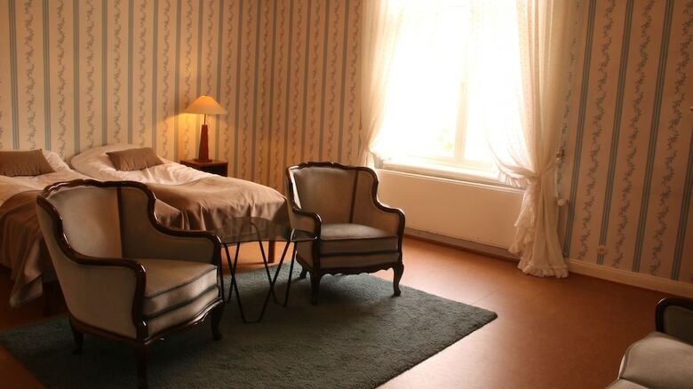 Hotel Kartanohotelli Karhulan Hovi