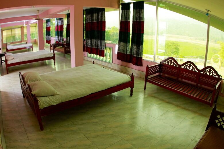 Hotel Jaintia Hill Resort