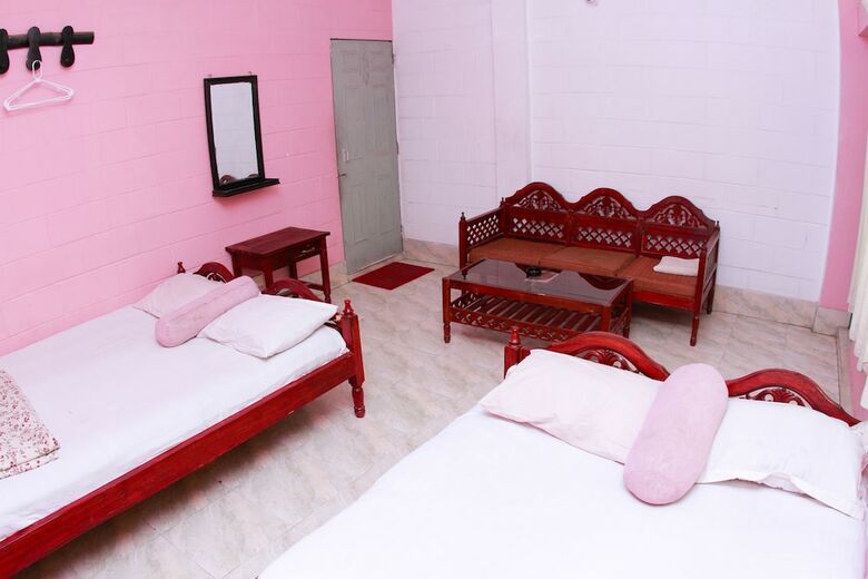 Hotel Jaintia Hill Resort