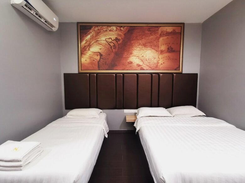 Oyo 89423 Zenz Hotel