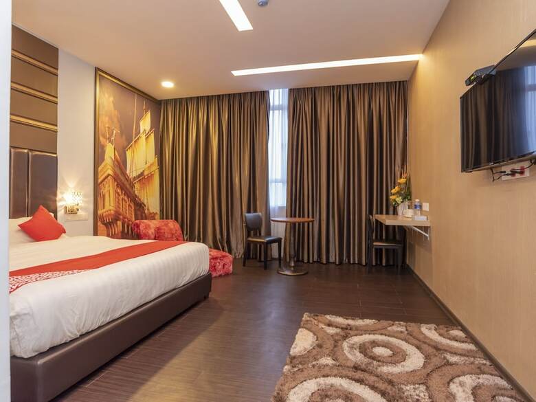 Oyo 89423 Zenz Hotel