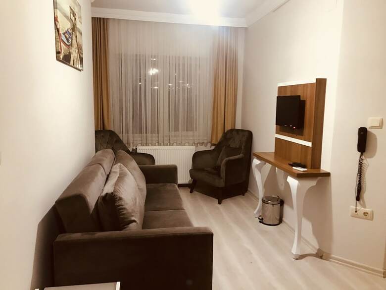Hotel Akyuz Rooming House