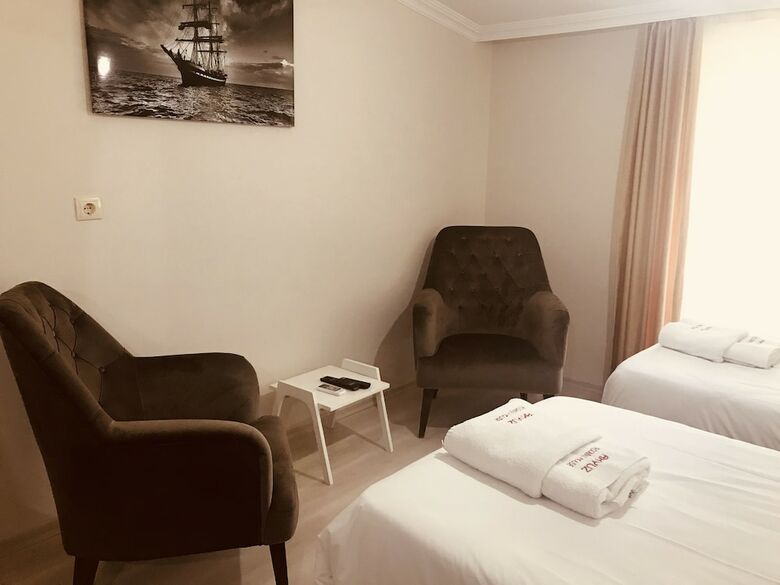 Hotel Akyuz Rooming House