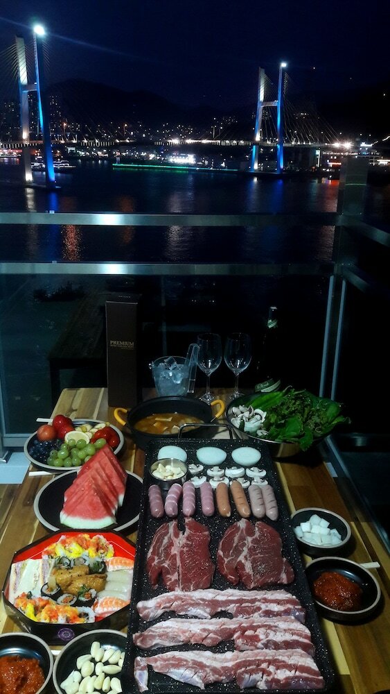 Hotel Yeosu Sunhill Spa Pension