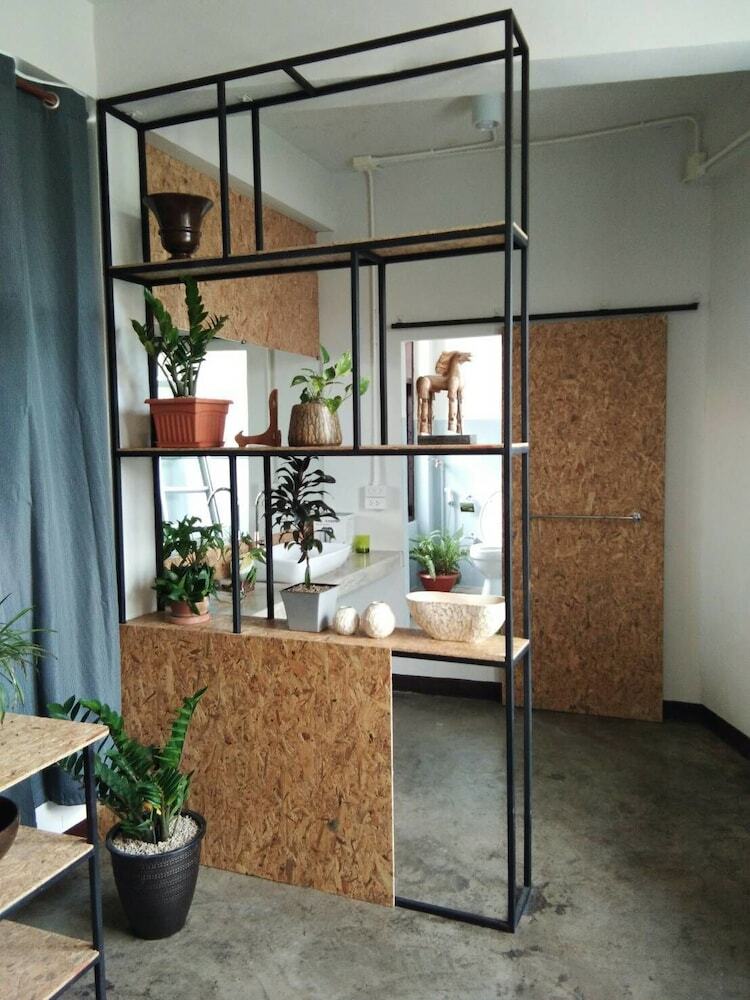 Hotel Chang Moi Guest House
