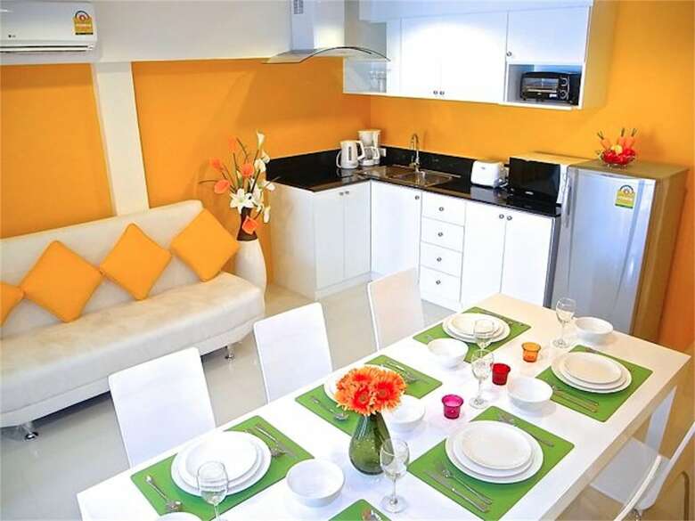 Kata Plaza 1 Bedroom Modern Apartment