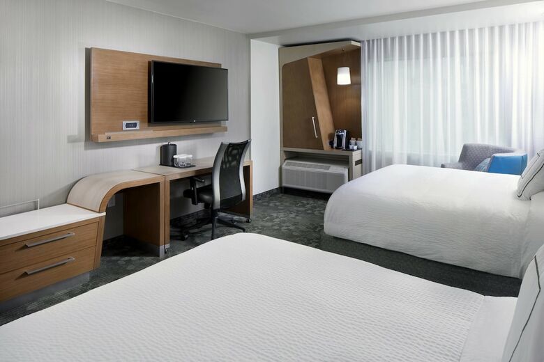 Hotel Courtyard By Marriott Houston Intercontinental Airport