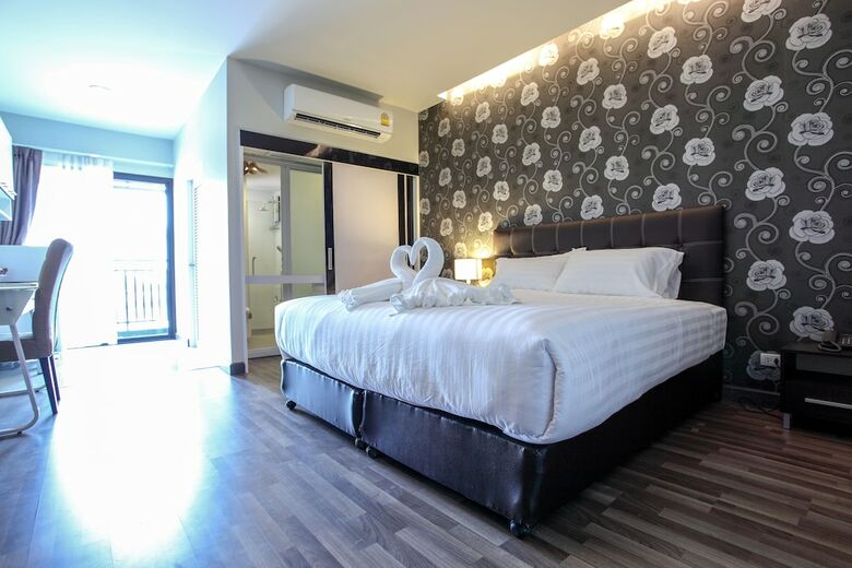 Hotel Romyen Garden Place