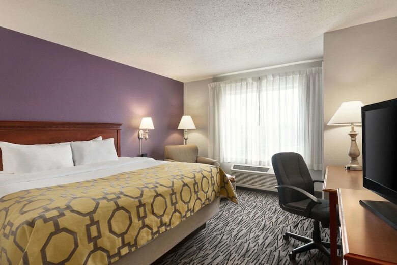 Hotel Baymont By Wyndham Springfield I-44
