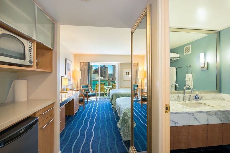 Gaia Hawaii At Ala Moana Hotelcondo