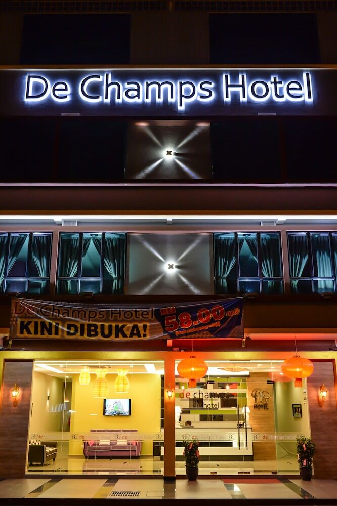 De Champs Hotel