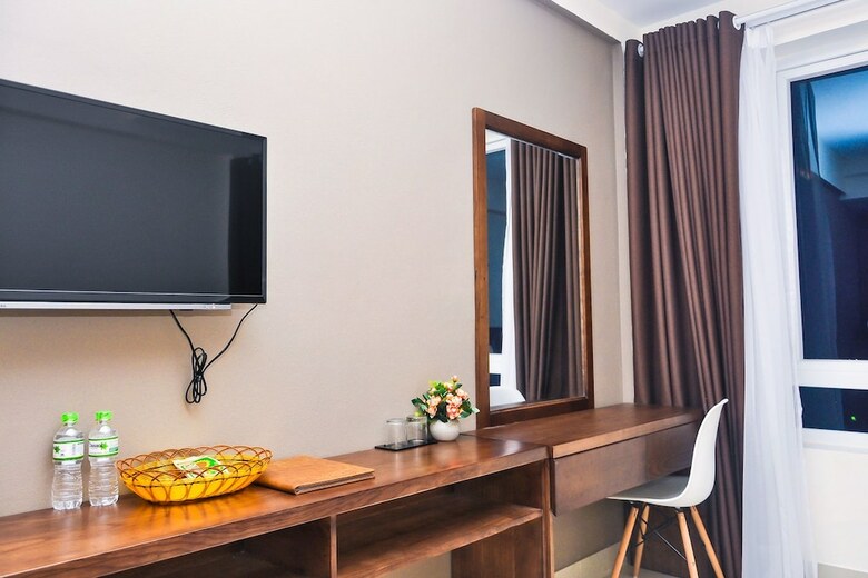 Hai Tien Plaza Hotel
