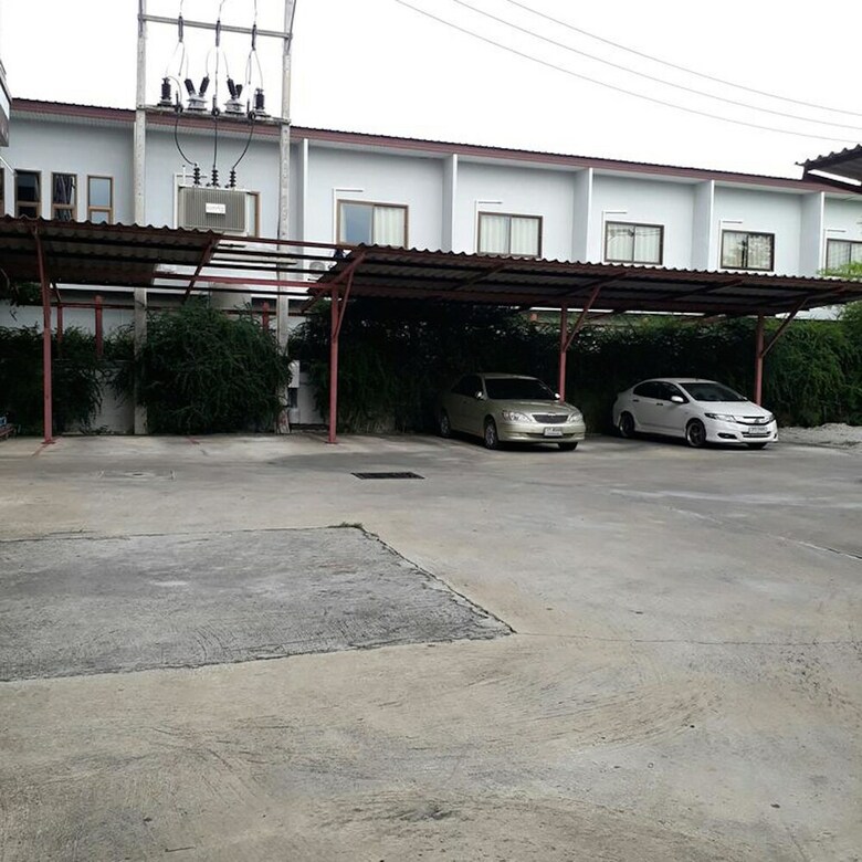 Hotel Apassanan Place
