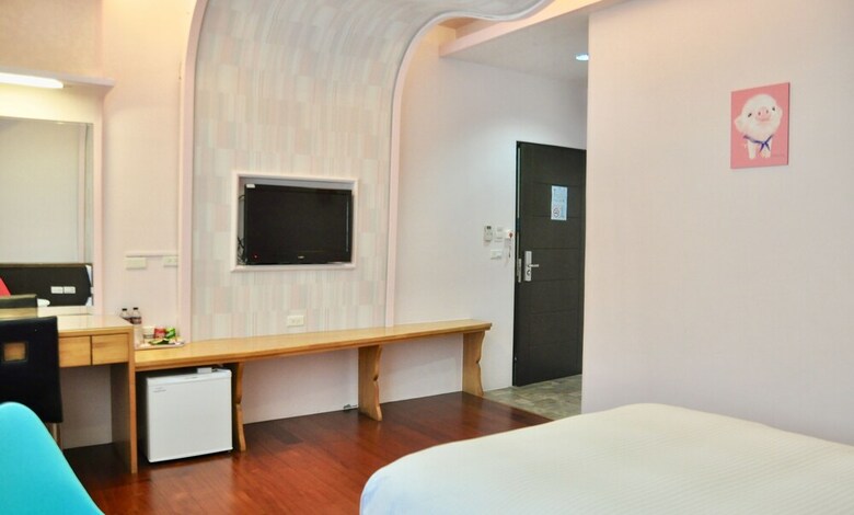 Hotel Honey House B&B