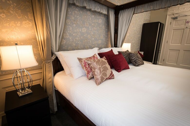 Apartamentos Royal Princes Suites