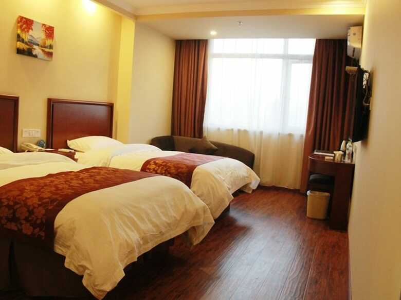 Greentree Inn Zhenjiang Danyang Wanshan Park Express Hotel