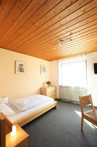 Hostal Landhotel Sch�ll