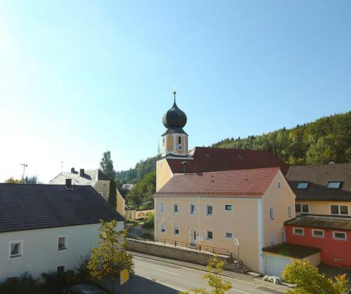 Hostal Landhotel Sch�ll