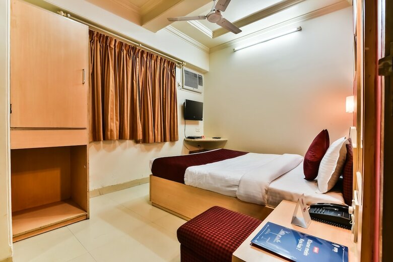 Hotel Oyo Flagship 572 Santacruz West