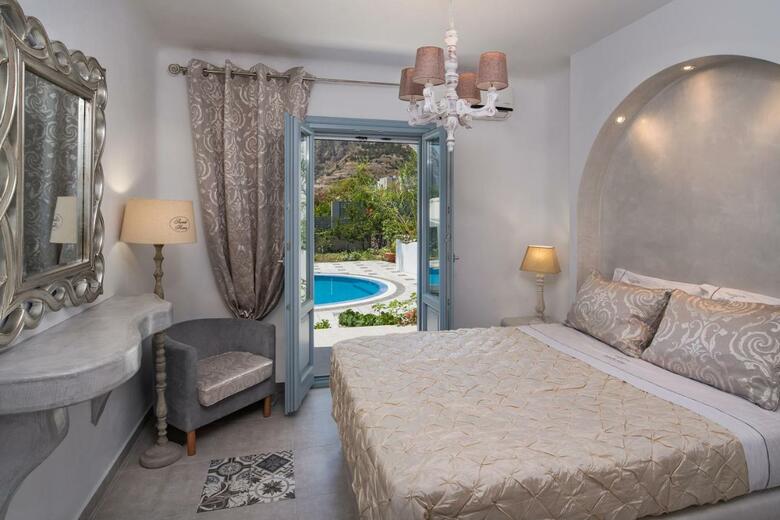 Felicity Villas Santorini Luxury House