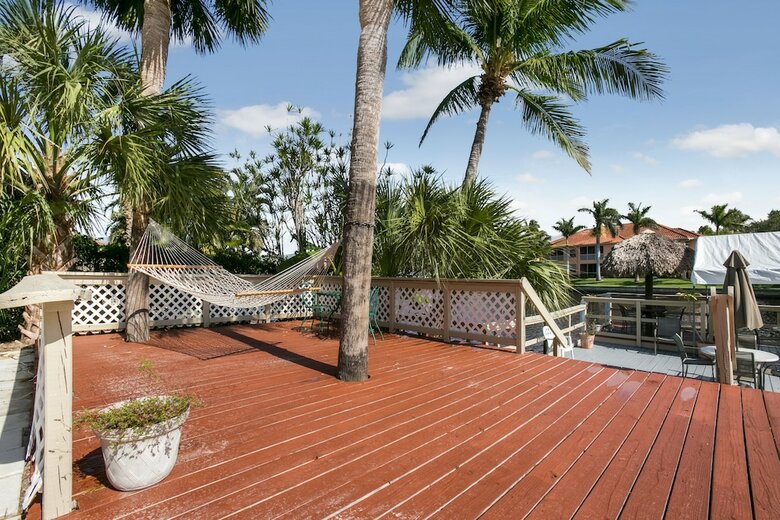 Apartamento Hideaway Waterfront Resort & Hotel