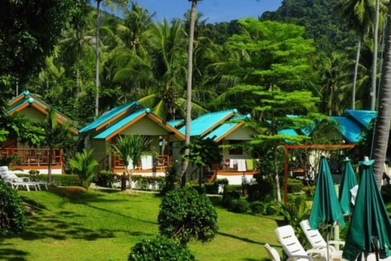 Hotel Green Cottage Beach Resort