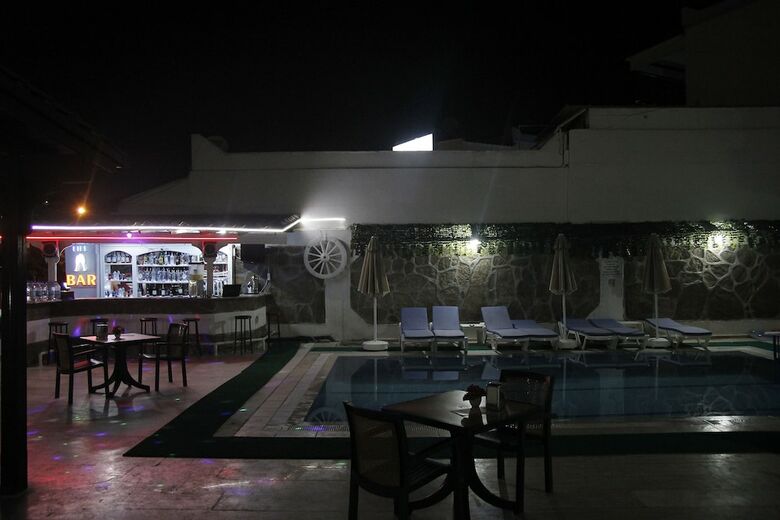 Gumbet Life Hotel