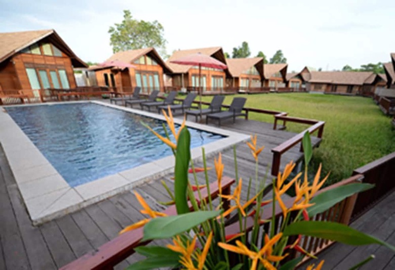 Hotel Rice Farm Villa Suratthani
