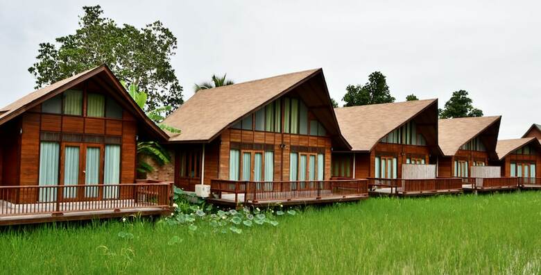Hotel Rice Farm Villa Suratthani
