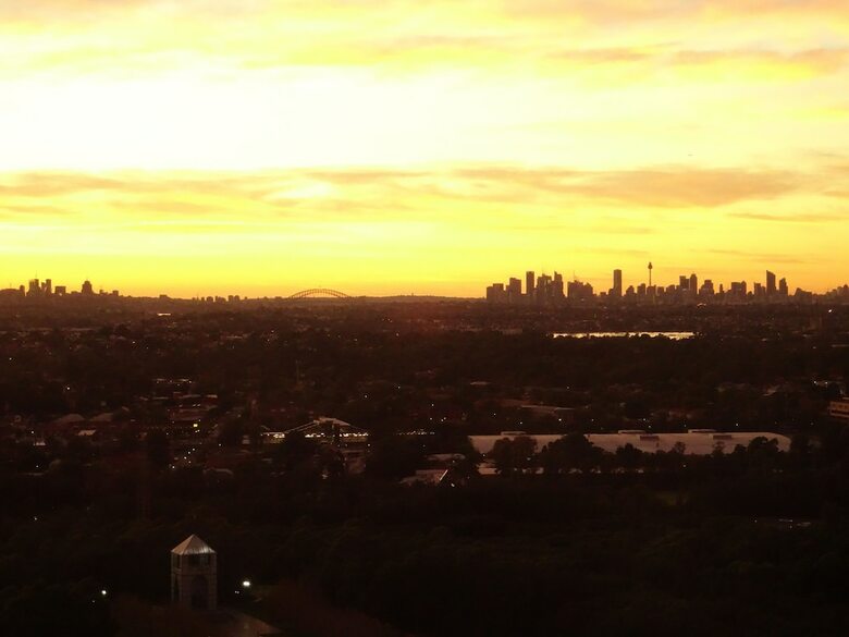 Sydney Olympic Park Apartment