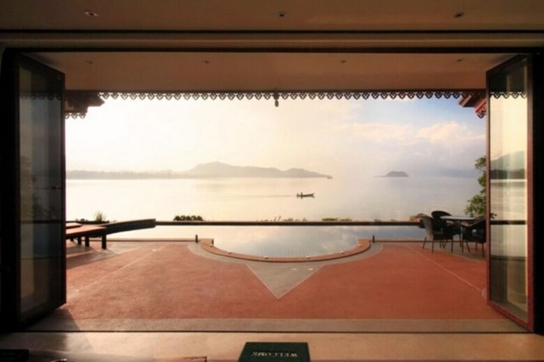 5 Bedroom Sea Front Villa - Koh Phangan
