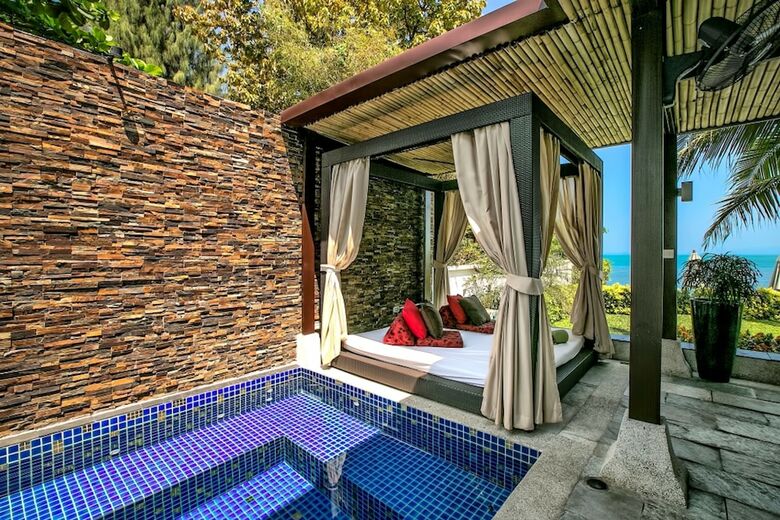 5 Bedroom Beach Front Villa Banyan