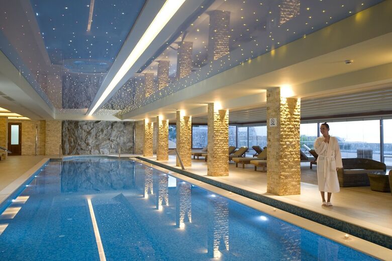 Hotel Ikaros Beach Resort & Spa