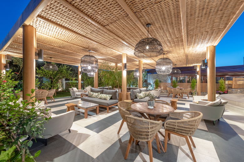 Hotel Ikaros Beach Resort & Spa