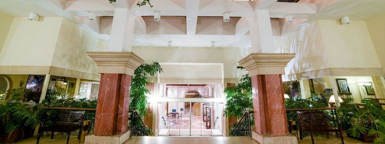 Portemilio Hotel And Resort