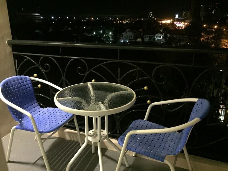 Aparthotel Atlantis Condo Resort Jomtien By Evt