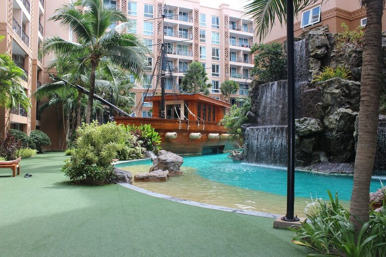 Aparthotel Atlantis Condo Resort Jomtien By Evt