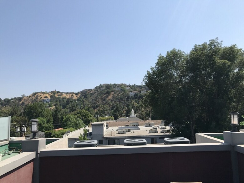 Apartamento 2 Bed / 2 Bath In Studio City
