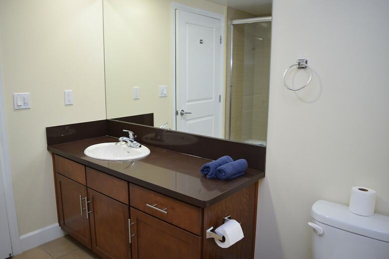 Apartamento 2 Bed / 2 Bath In Studio City