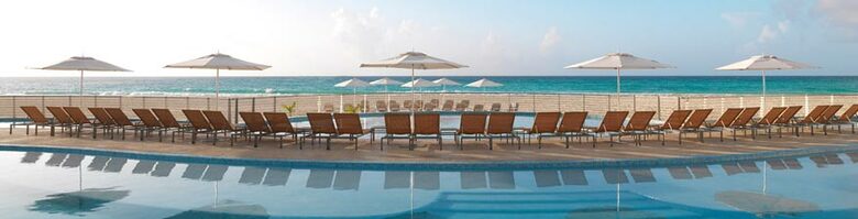 Hotel Playacar Palace