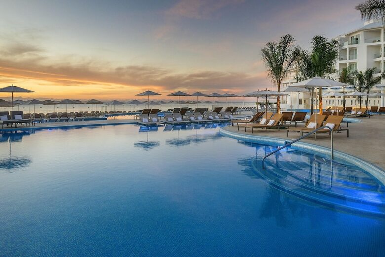 Hotel Playacar Palace
